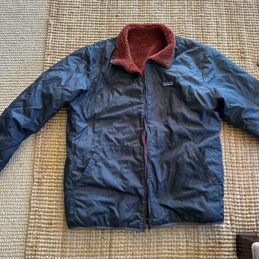 Patagonia Navy Windbreaker with Burgundy Lining